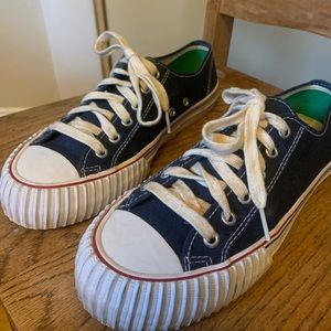 PF Flyers Size 9 MENS